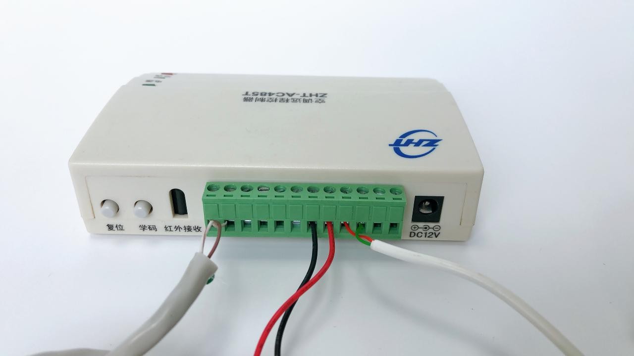 空調(diào)控制器是什么樣子